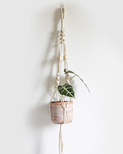 Suporte para Vasos Hanger em Macramê - Crú c/ Bolinha