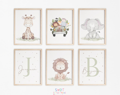 Conjunto de quadros infantis personalizados com animais da selva, incluindo girafa, elefante e leão, além de letras iniciais e nomes Joaquim e Benjamin.