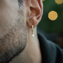 Colgante con perla cz en internet