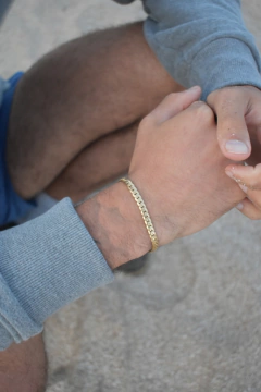 Pulsera Cubana Plana Oro 18K - comprar online