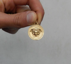 Dije medusa en internet