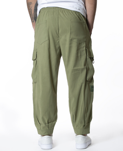 Pantalon ancho hombre (V2406121) - tienda online