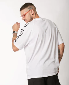 remera ranglan oversize estampada (V2501523) - comprar online