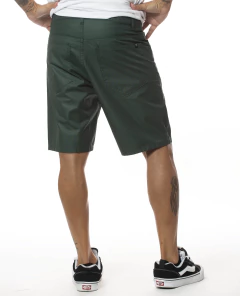 Imagen de BERMUDA BASICA GABARDINA (V2507169VE)