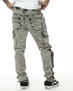 JEANS CARGO BULL ELASTIZADO (V2505396) en internet