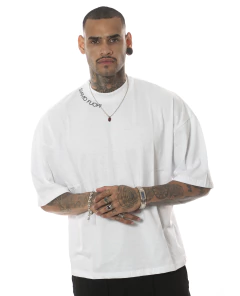 REMERA BOXY ESTAMPADA (V2501513)