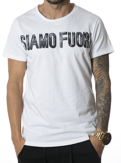 REMERA EST SIAMO (I230358) en internet