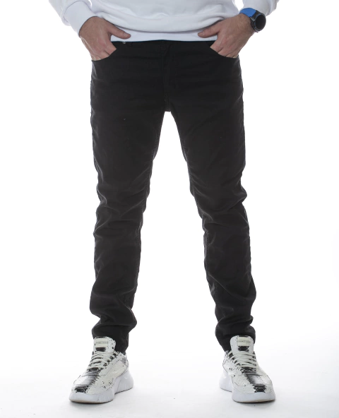 JEAN BLACK ON (V2505393)