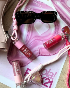 Pink's Charm LipGloss Pink 21 en internet