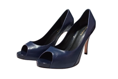 Stiletto Blue en internet