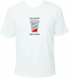 Camiseta Coffee Lovers - Low Battery