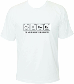 Camiseta Coffee Lovers - The most important elements - comprar online