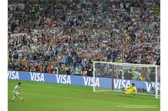 sean eternos los campeones. el camino de argentina hacia la victoria en qatar 2022. alejandro pagni y eduardo biscayart en internet