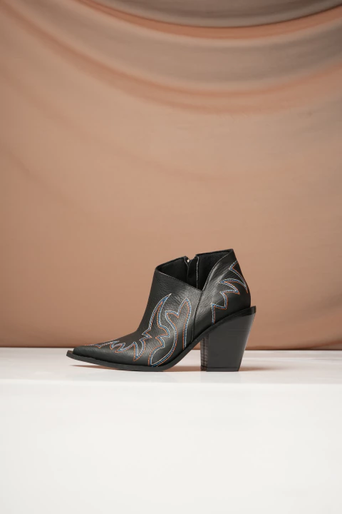 SALEM NEGRO cuero - comprar online