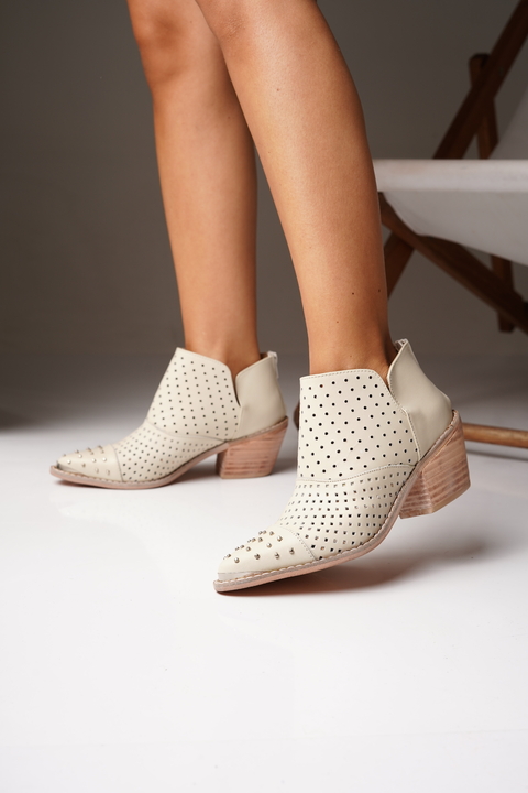 NEREA OFF WHITE cuero
