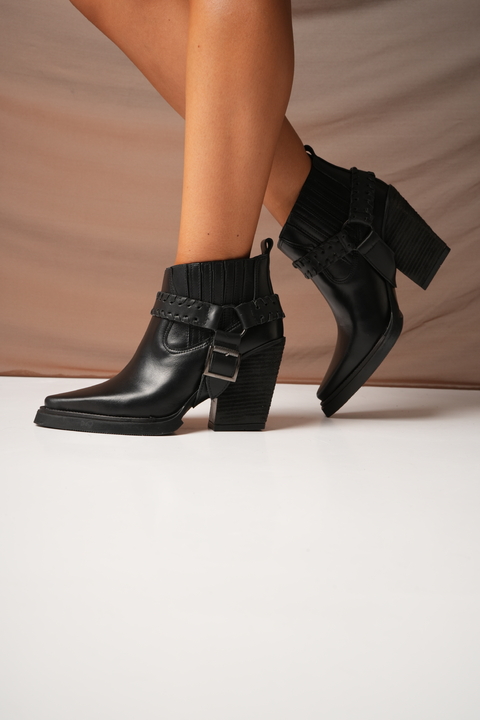 FRITZ NEGRO cuero ESTRIBO DESMONTABLE - comprar online