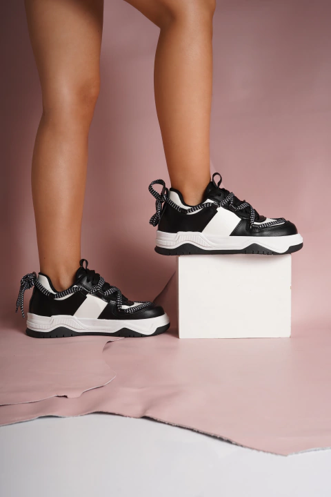 LOCKIE BLANCO Y NEGRO