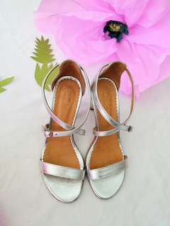 SANDALIA BANGKOK PLATA - comprar online