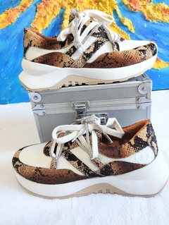 ZAPATILLA MAGNOLIA REPTIL - Yamanas calzado de diseño