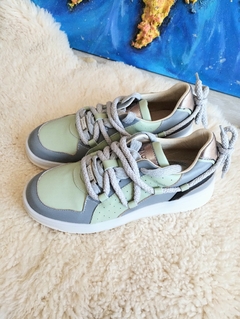 Imagen de ZAPA VIOLETA COLOR VERDE Y GRIS