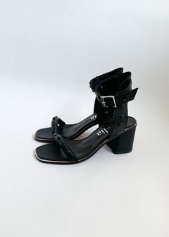 SANDALIA CHIC NEGRO - comprar online
