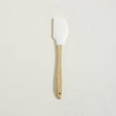 Espátula Repostera Curva de Silicona con Mango de Madera Plano 34 cm. - comprar online