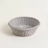 Canasta Redonda De Polipropileno Trenzado Visón 28 x 9 cm.