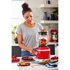Imagen de Licuadora K400 KitchenAid con Jarra de Vidrio 1.4 Lts. Empire Red
