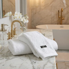 Juego de Toalla y Toallon Cannon Spa 650 grs - comprar online