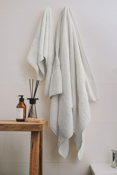 Juego de Toalla y Toallon Duvet Luxury - comprar online
