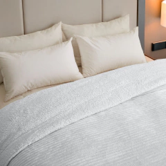 Acolchado Comfy Jacquard con Corderito Twin en internet
