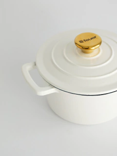Cacerola Hierro con mango y tapa 18 cm. - comprar online