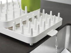 Imagen de Escurreplatos Joseph Joseph Connect de 3 piezas ajustable