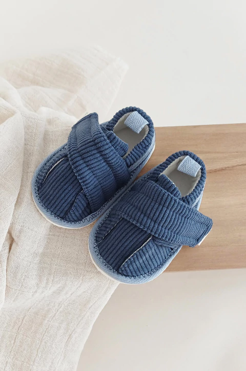 Zapatillas Corderoy Azul DISCONTINUO - comprar online