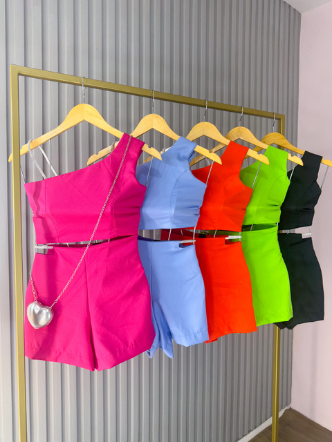 Macacão alfaiataria brilho