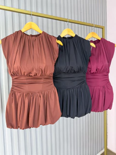 Vestido/macaquinho poliamida premium