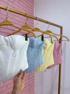 Corselet Jasmin na internet