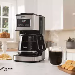 Cafetera programable de 12 tazas con pantalla táctil Oster - Ghirardelli Cafe