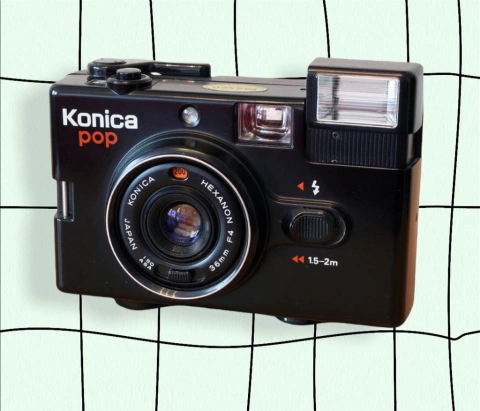 Konica pop negra