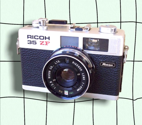 Ricoh 35 zf