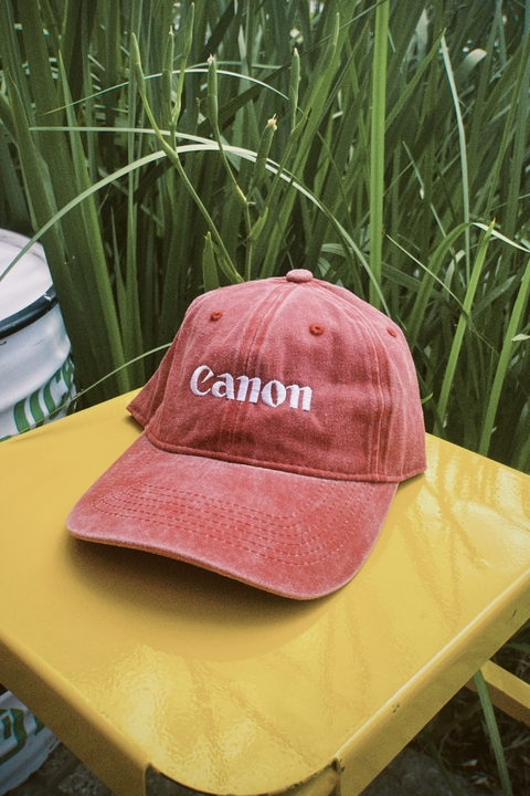 Cap Canon red wash