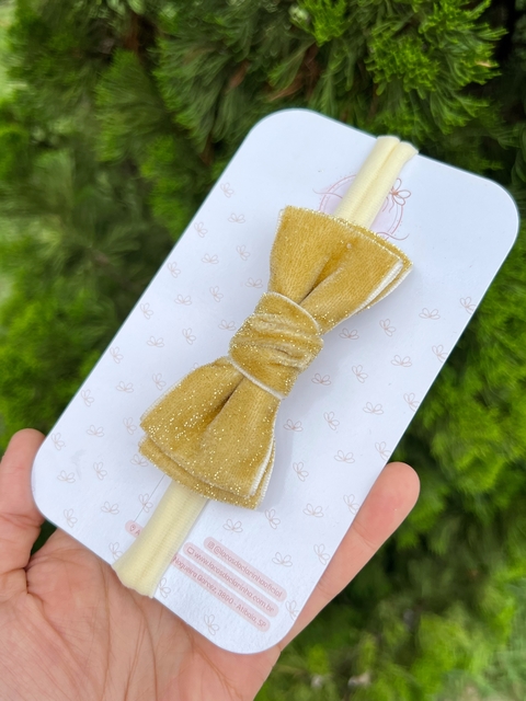 Gravatinha Veludo Dourado