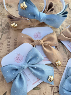 Laço com pontos de luz - Laços da Clarinha