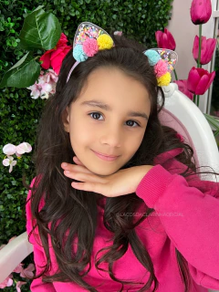 Tiara Gatinha na internet