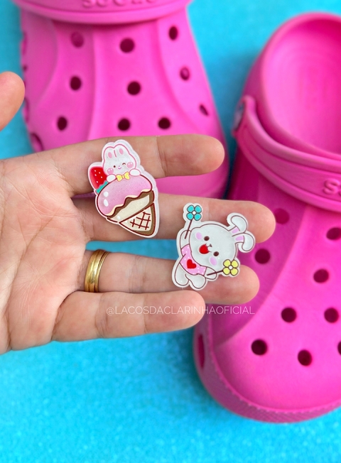 Pin Par Crocs Coelhinha 2