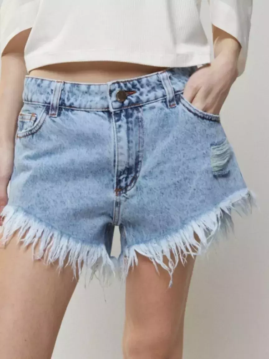 SHORT PLUMA LIGHT BLUE
