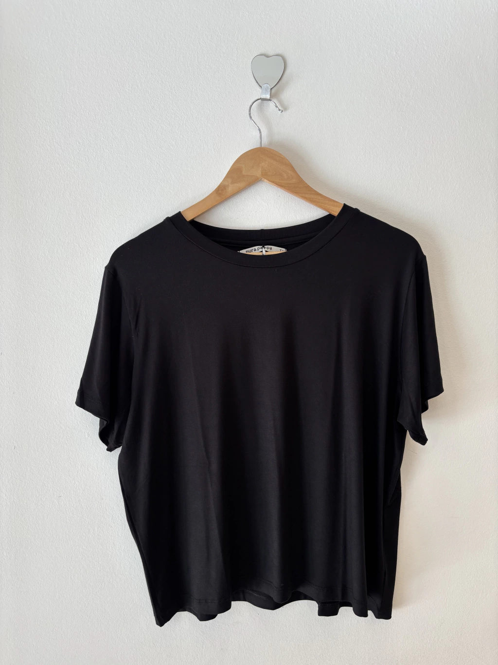 REMERA NEWLET