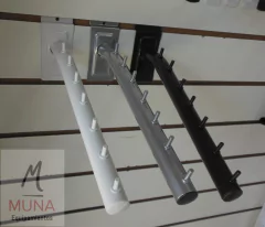 Perchero Comercial Para Panel Ranurado Inclinado 30cm