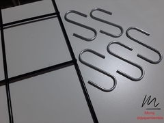 Gancho en "S" 7.5cm galvanizado ideal rejas