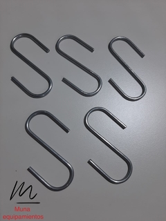 Gancho en "S" 7.5cm galvanizado ideal rejas - comprar online